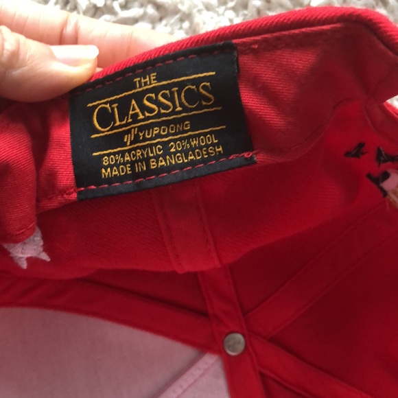 Spread love Red cap - Picture 5 of 5